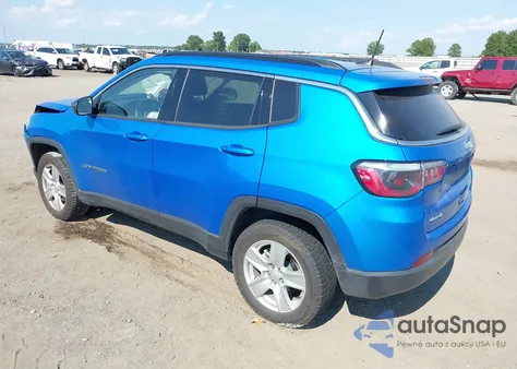 2022 Jeep Compass Latitude 4X4 from USA, damaged, VIN 3C4NJDBB8NT105484